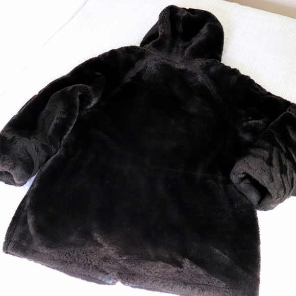 Oversize  faux fur dark brown teddy coat with hood - Picture 3 of 10